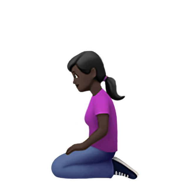 Woman Kneeling: Dark Skin Tone