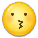 Besando la cara