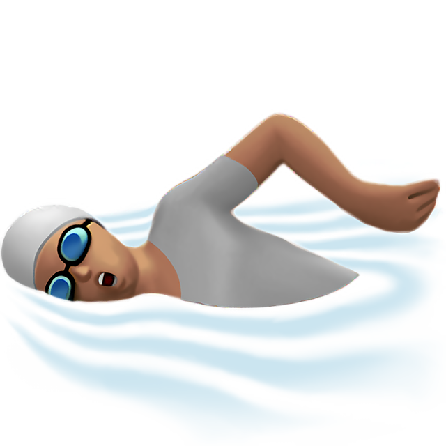 Person Swimming: Medium Skin Tone