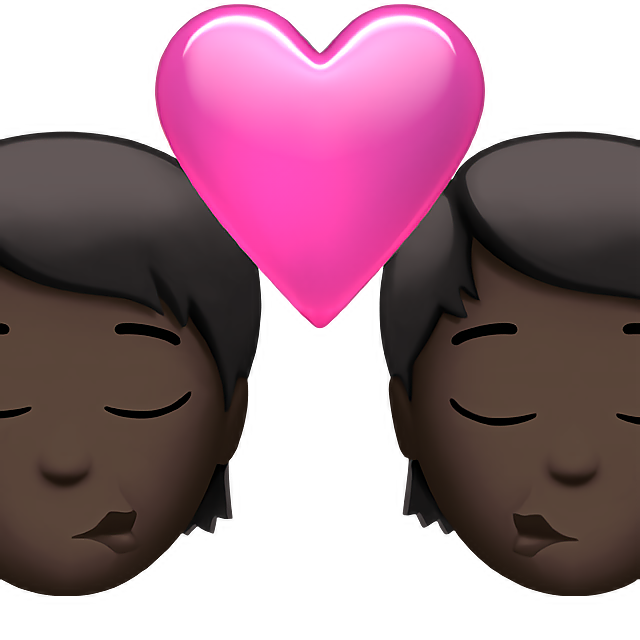 Kiss: Dark Skin Tone